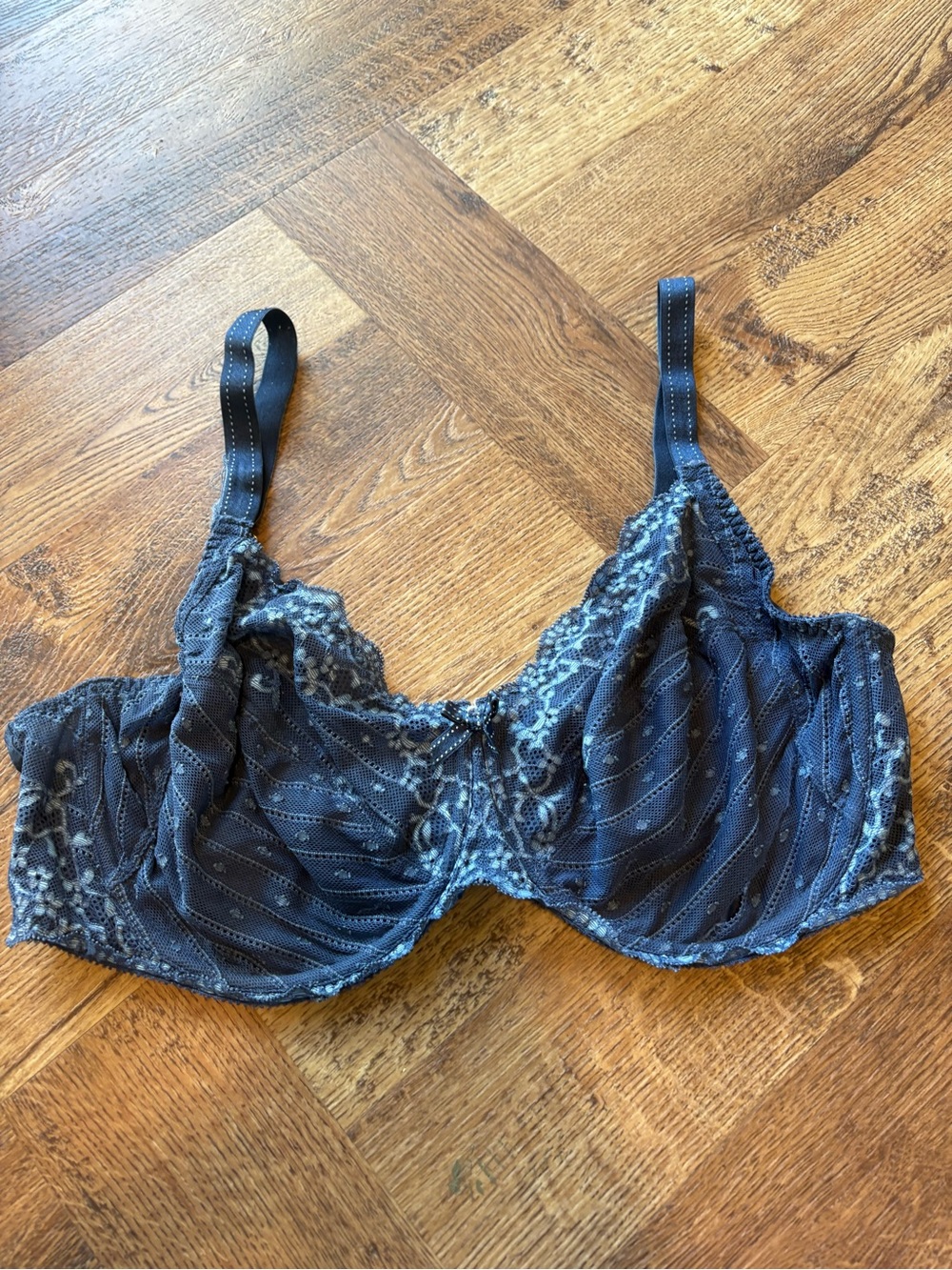 Chantelle Navy Blue Sheer Lace Underwire Bra 40H